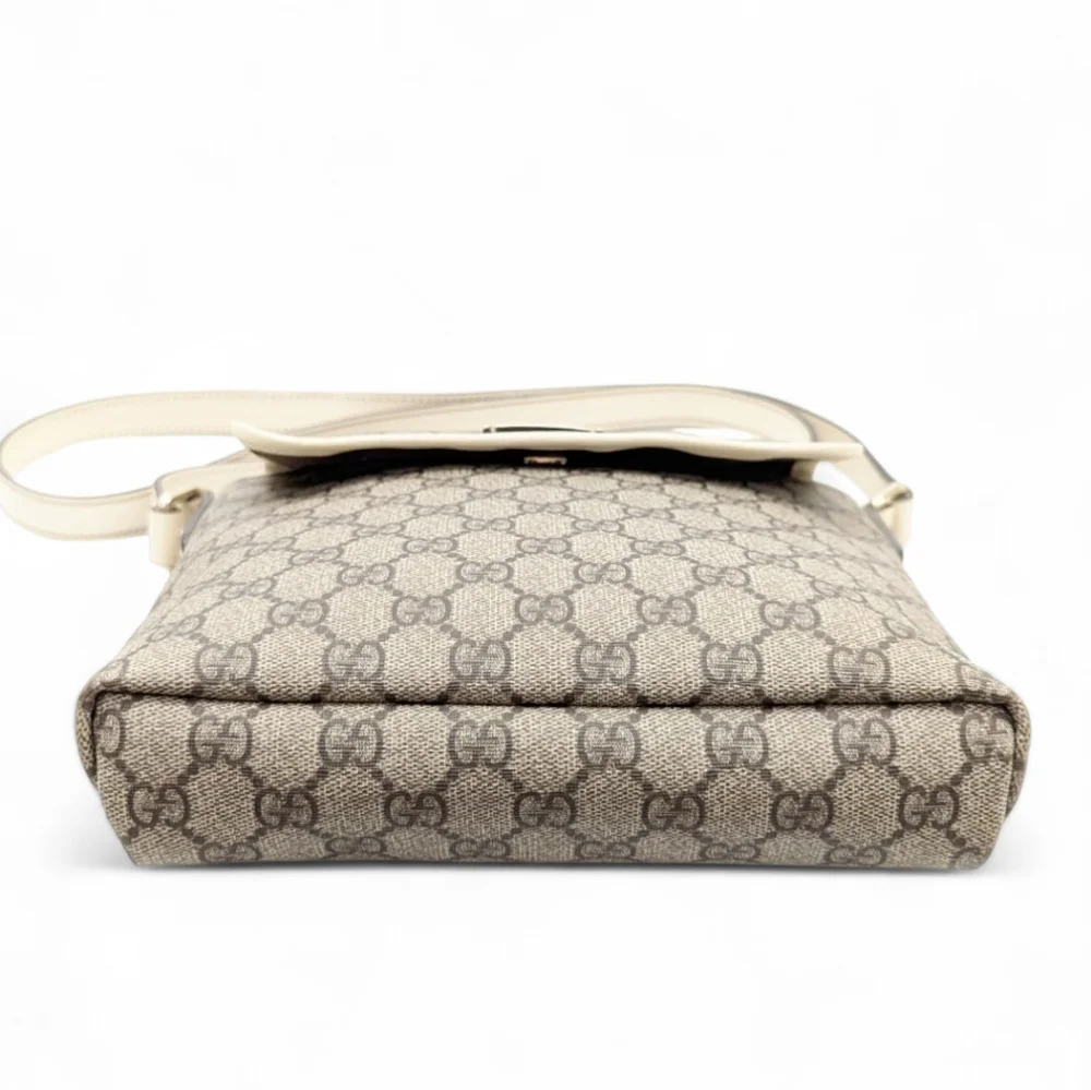 ✨️💎Authentic Gucci Crossbody Bag - Picture 4 of 16